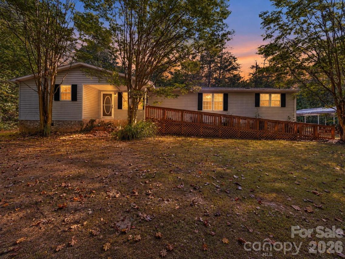 655 School Rd., Asheville, NC 28803