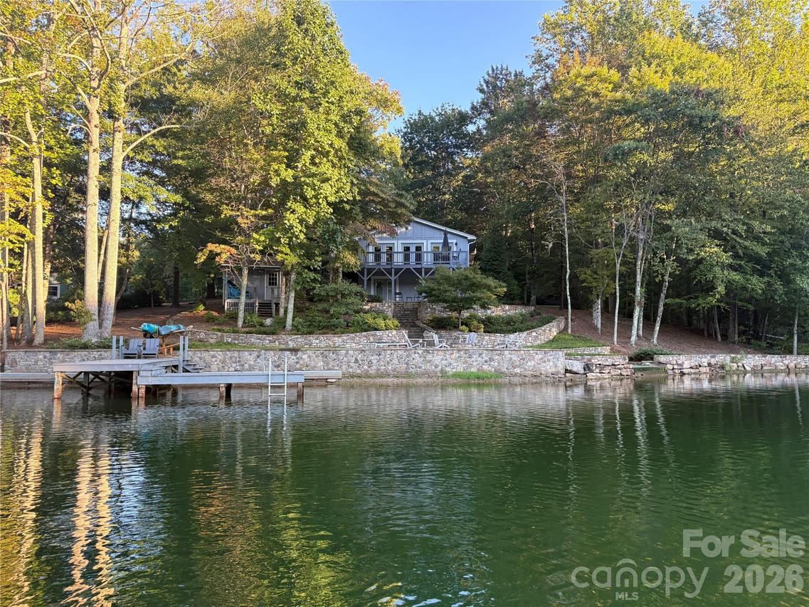 1149 Haven Dr., Saluda, NC 28773