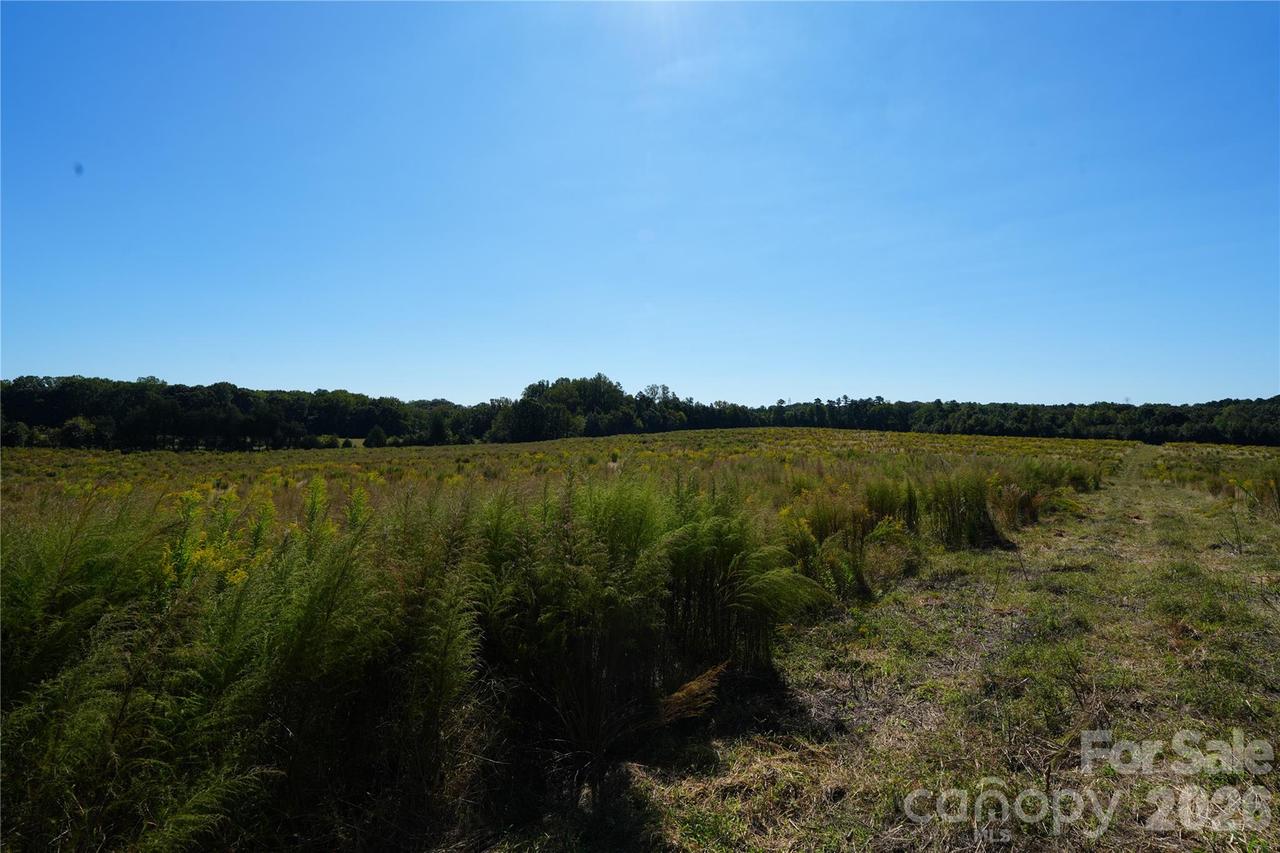 10ac Log Dr. #3, Statesville, NC 28677
