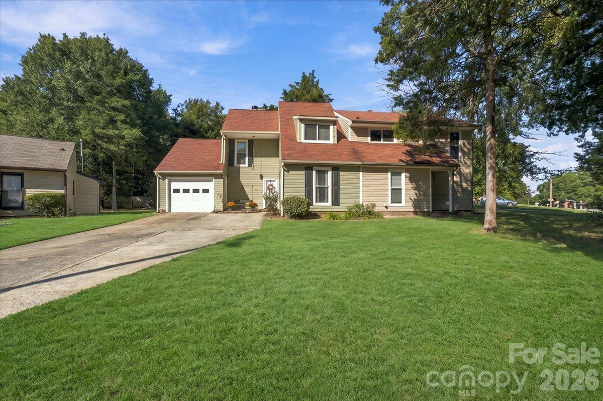 10905 Rail Tye Pl., Pineville, NC 28134