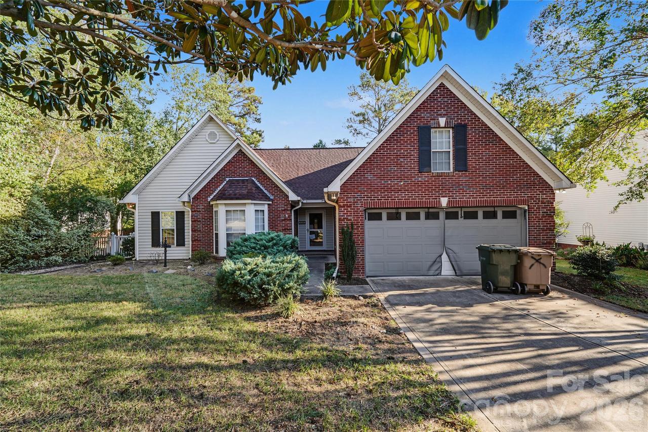 8216 Poplar Grove Cir., Waxhaw, NC 28173