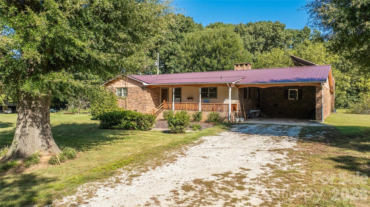 1839 Upper Rd., Seagrove, NC 27341