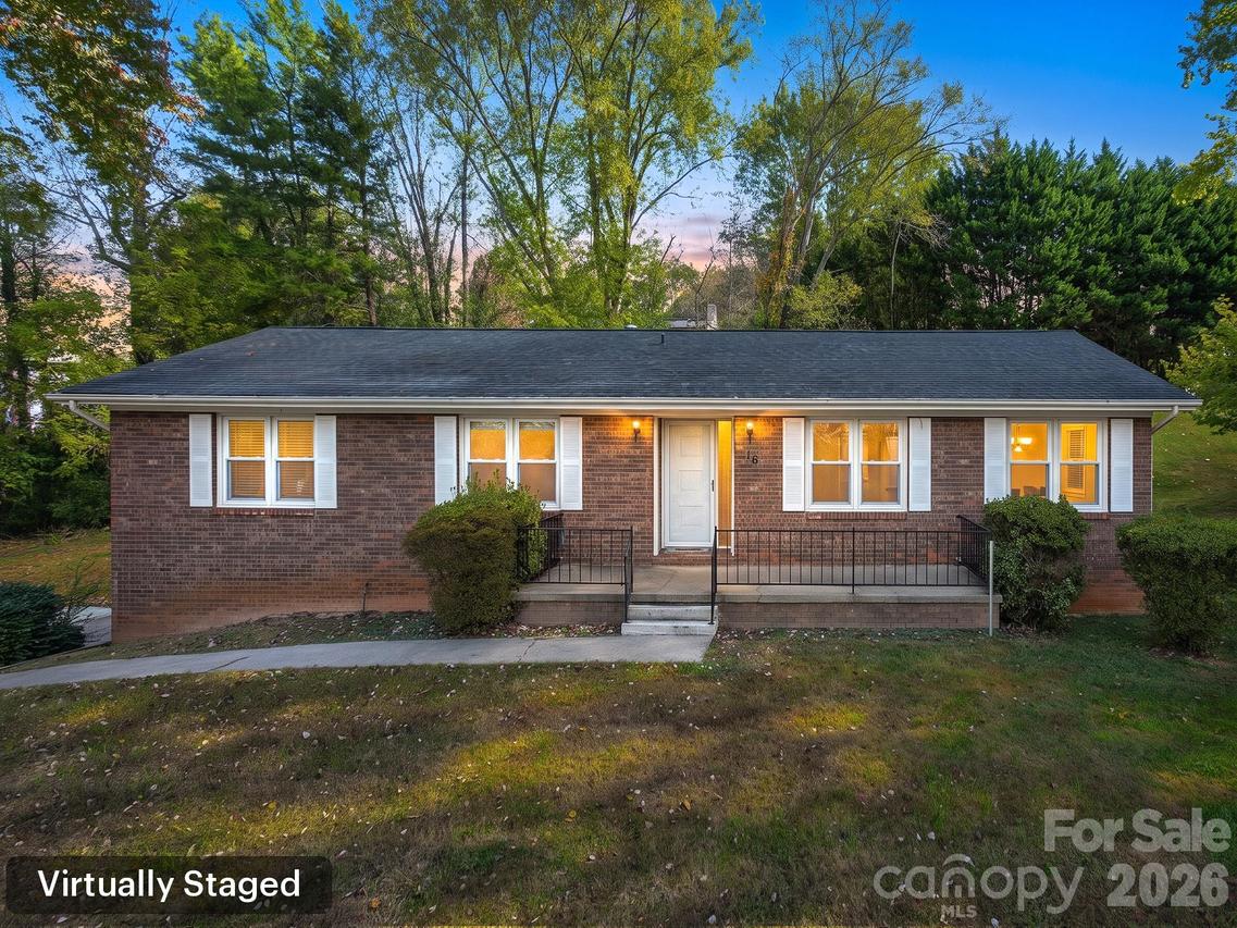 16 Sun Valley Ct., Alexander, NC 28701
