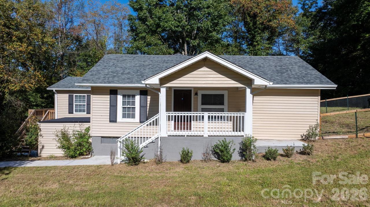 1240 Piedmont Dr., Lenoir, NC 28645