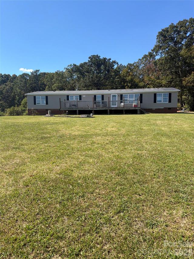 2926 Edwards Rd., Wingate, NC 28174