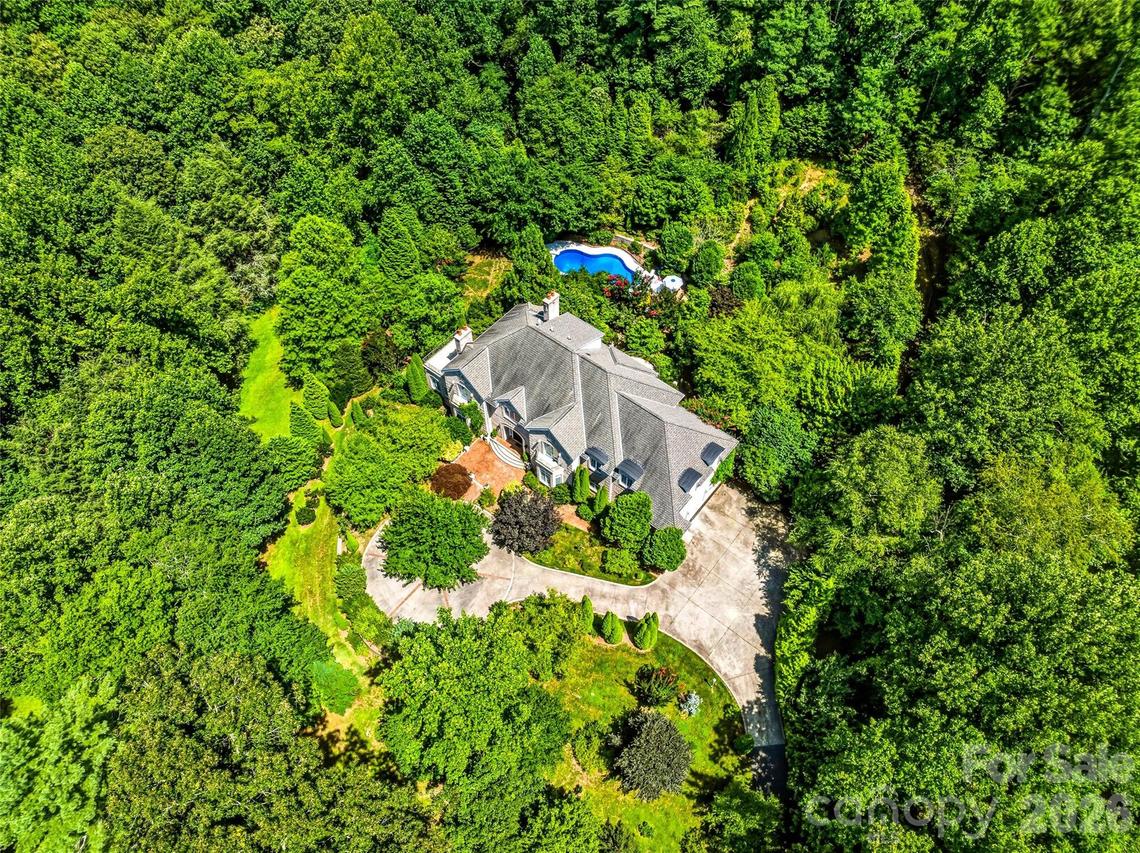 150 Rainbow View Dr., Fletcher, NC 28732