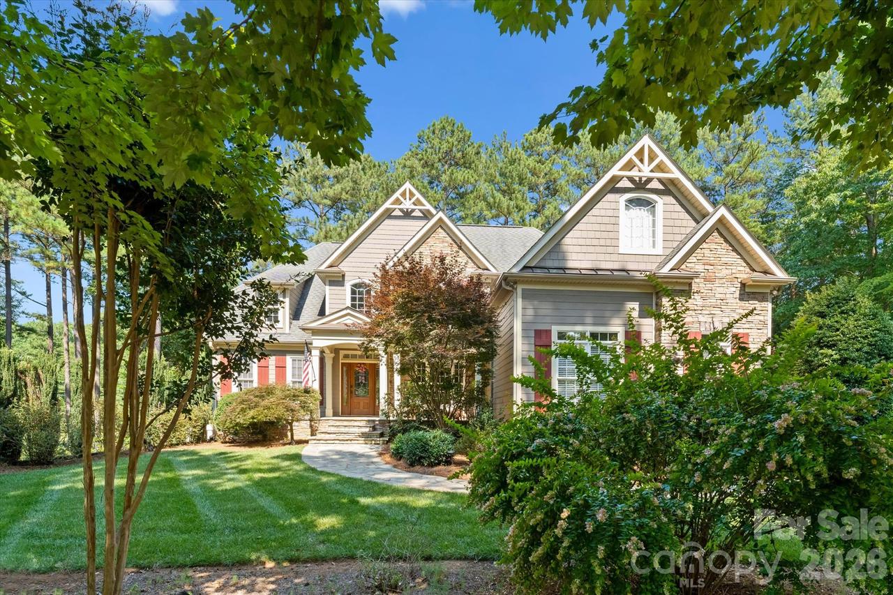 4552 Sawgrass Ct., Denver, NC 28037