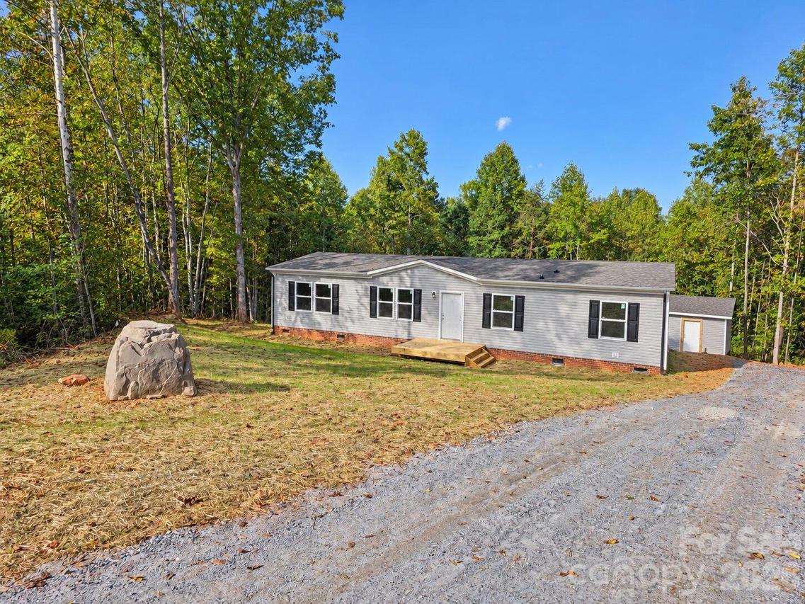 2308 Dobbin Ct., Vale, NC 28168