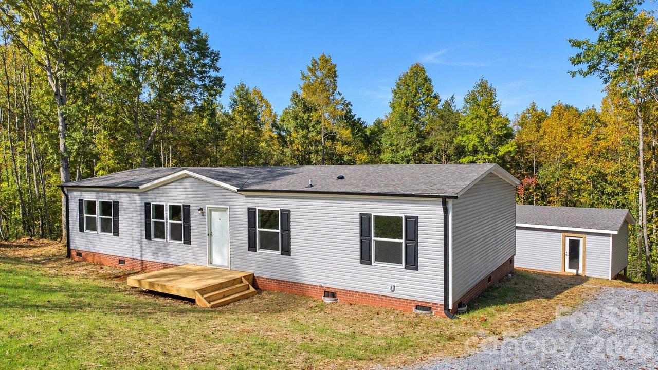2308 Dobbin Ct., Vale, NC 28168