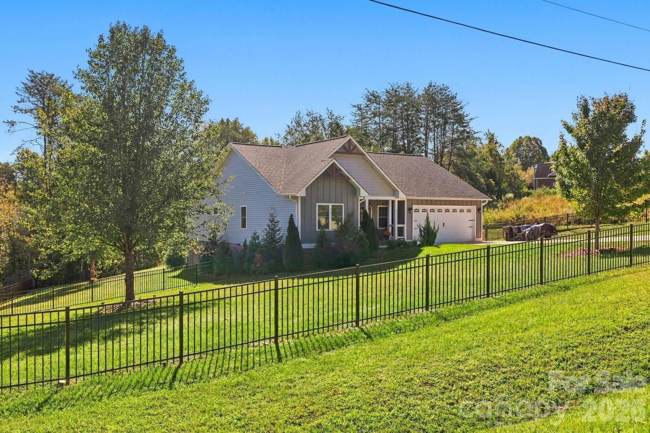 457 Edwards Street Extension, Rutherfordton, NC 28139