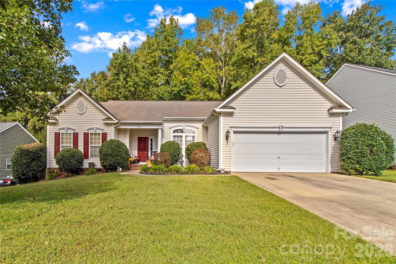 133 Flowering Grove Ln., Mooresville, NC 28115