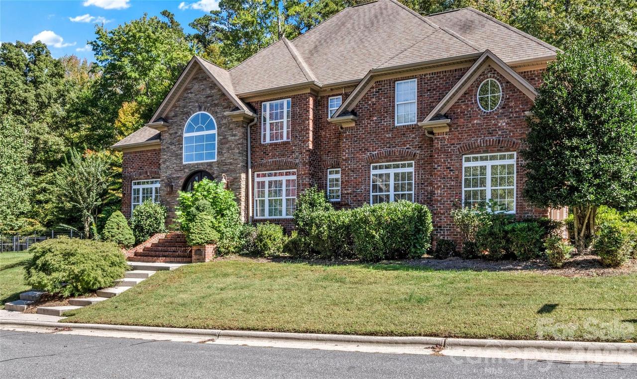 1391 Somerset Cove Dr., Winston Salem, NC 27103