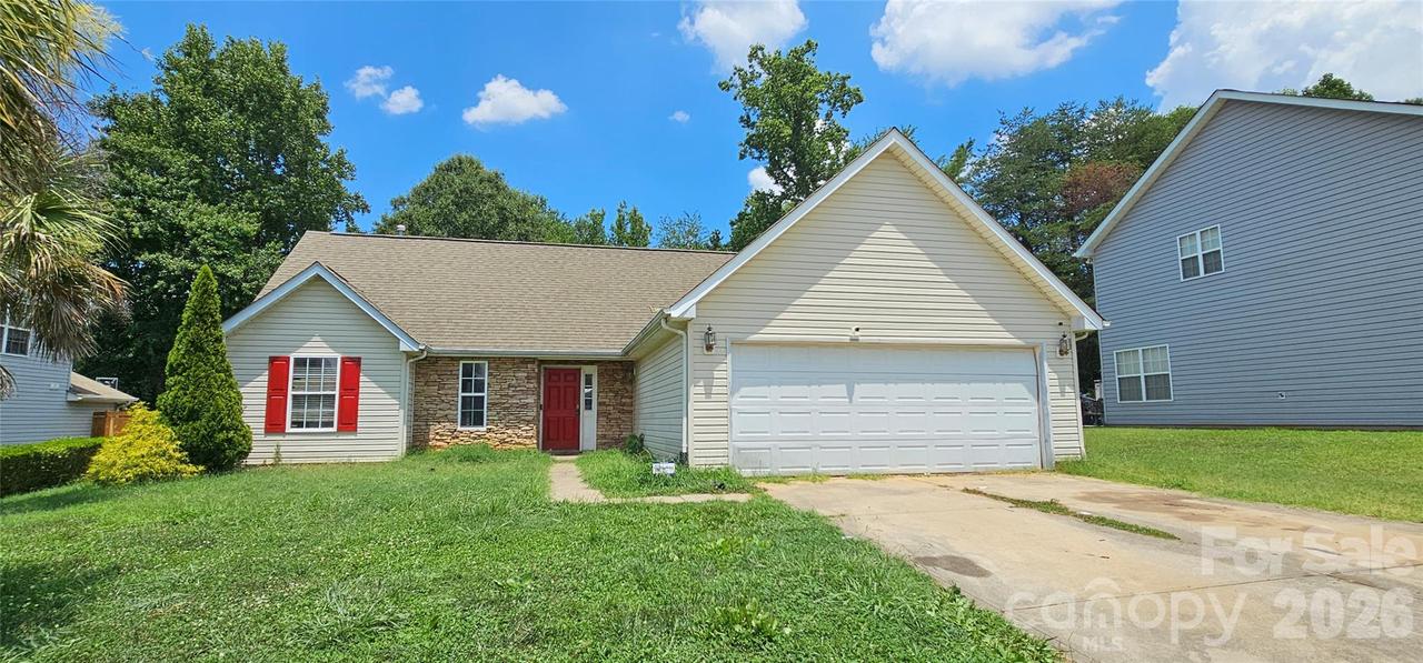 2660 Stagbuck Dr., Gastonia, NC 28052