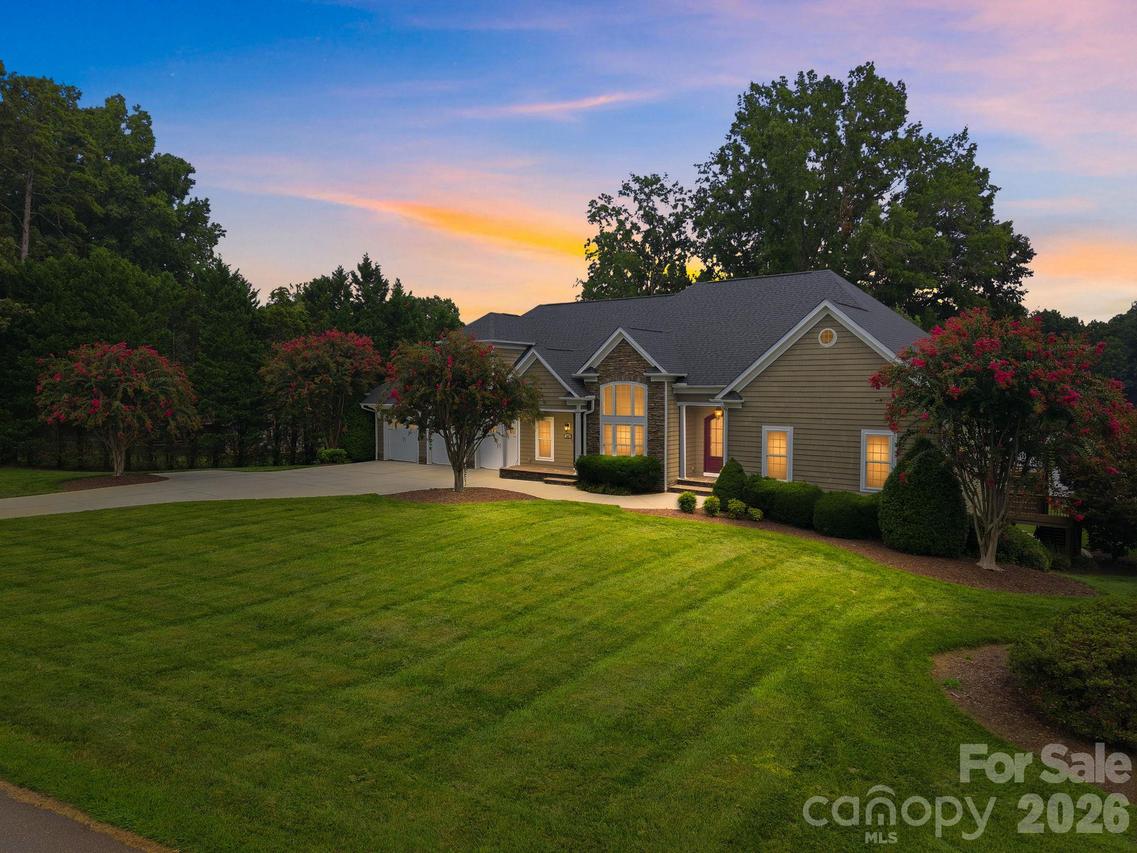 162 Sagemore Rd., Mooresville, NC 28117