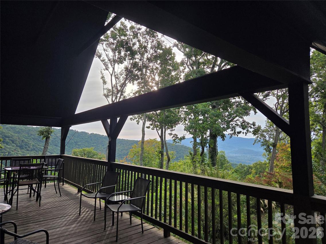 98 Maple Forest Rd., Fairview, NC 28730