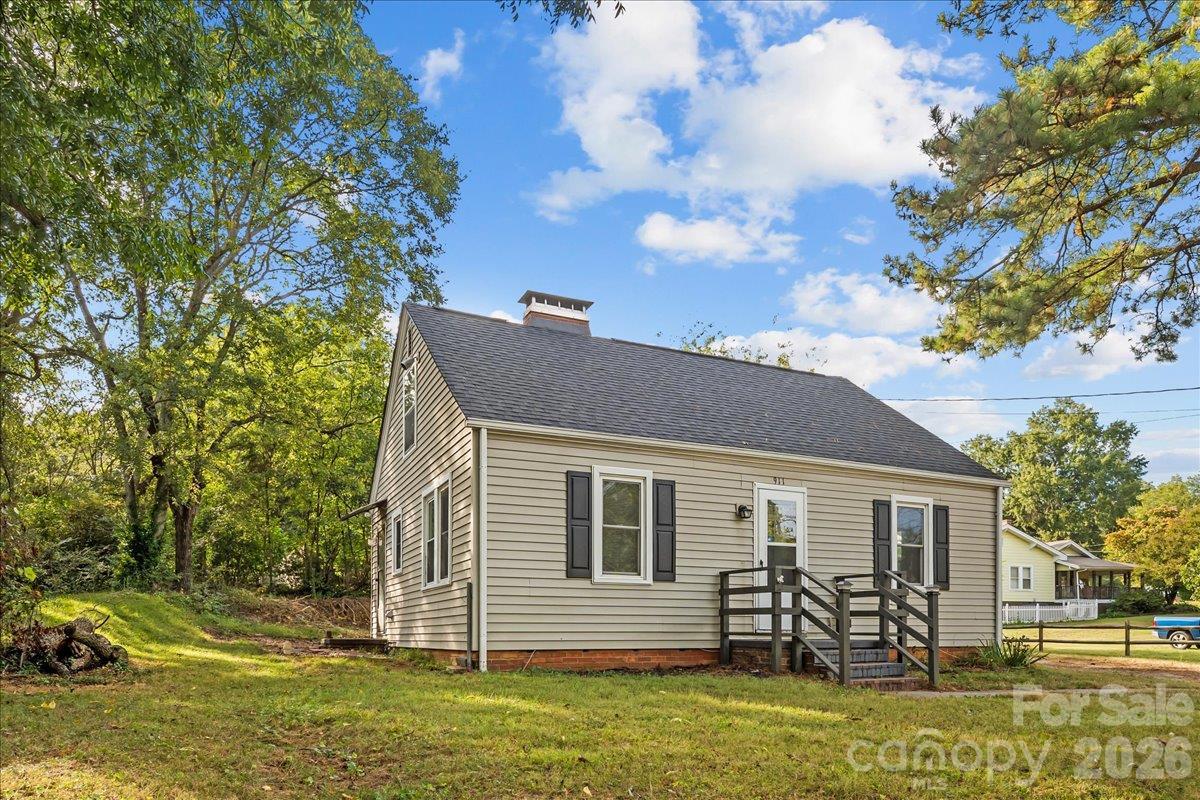 911 Carolina Ave., Albemarle, NC 28001