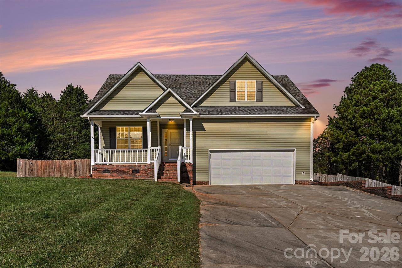 225 Brooks Farm Dr., Rockwell, NC 28138