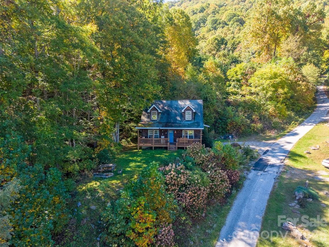 185 Paseos Dr., Cullowhee, NC 28723