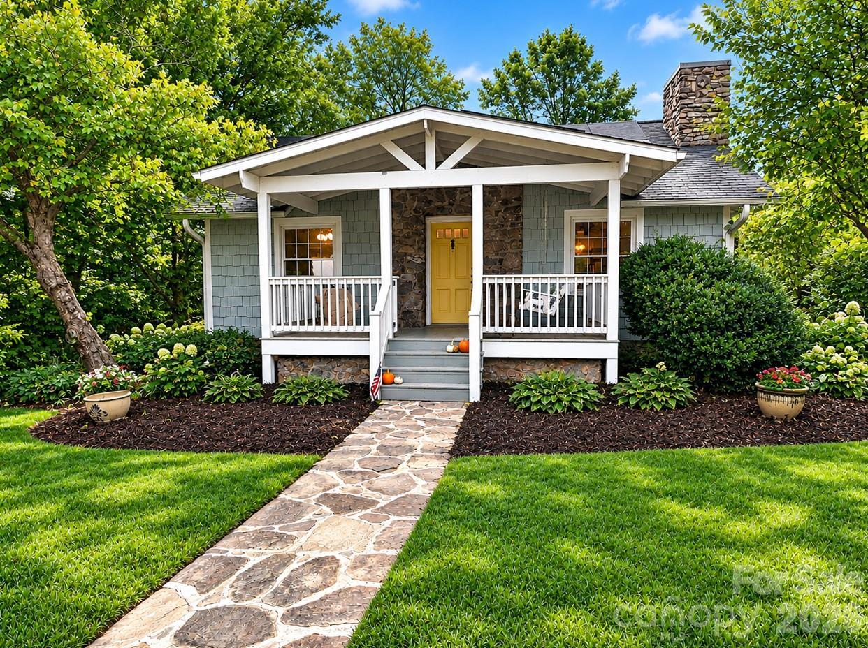 23 Woodley Ave., Asheville, NC 28804