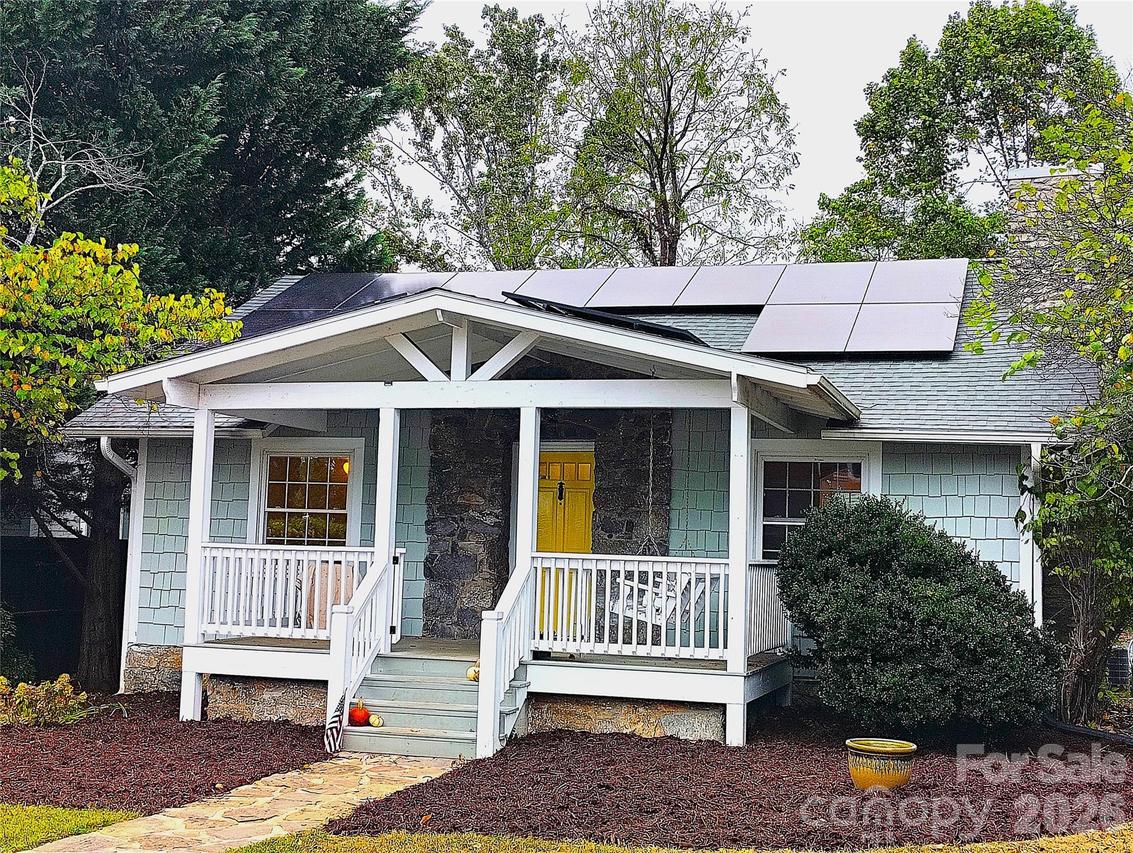 23 Woodley Ave., Asheville, NC 28804