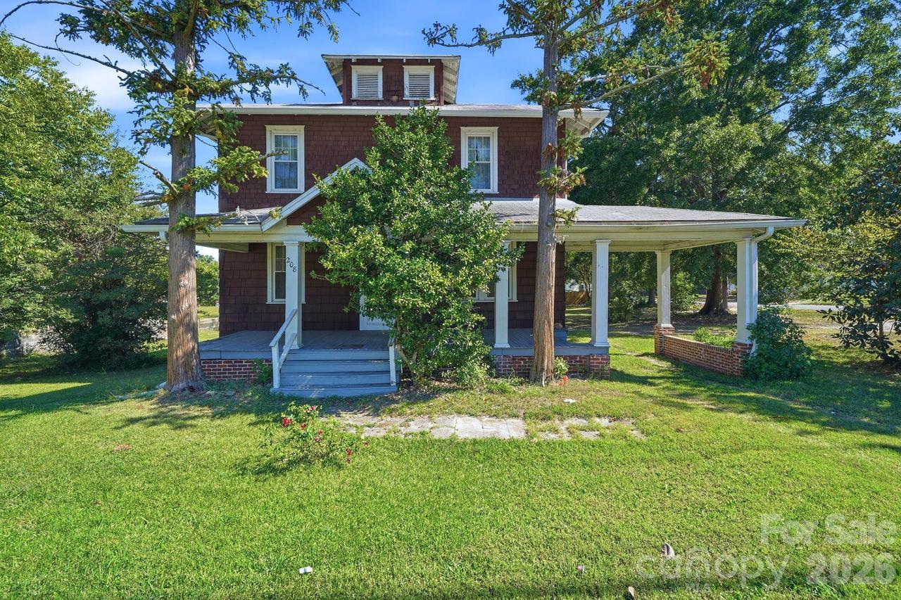 208 S Myrtle School Rd., Gastonia, NC 28052