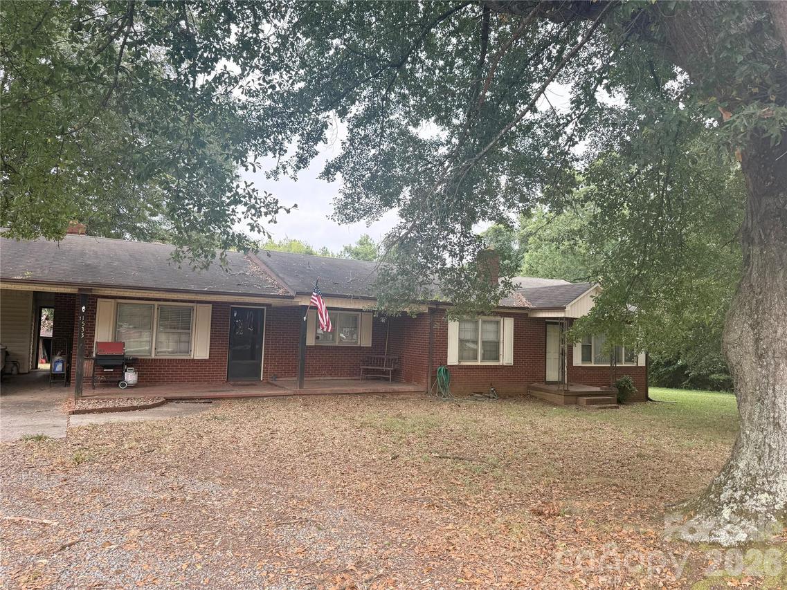 1533 S Nc 16 Business Hwy Hwy., Stanley, NC 28650