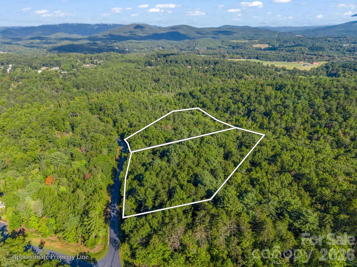 122 Bridgewater Dr. #60 & 61, Marion, NC 28752