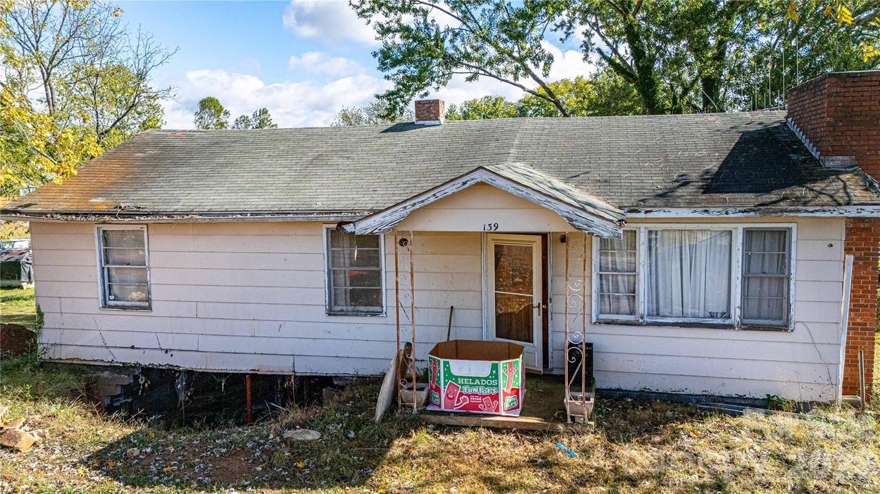 139 Brickyard Rd., Asheville, NC 28806