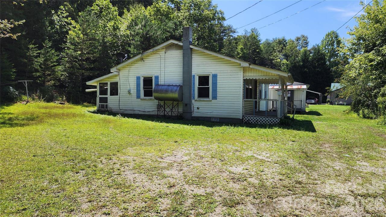 6174 Hwy 221 Hwy., Marion, NC 28752