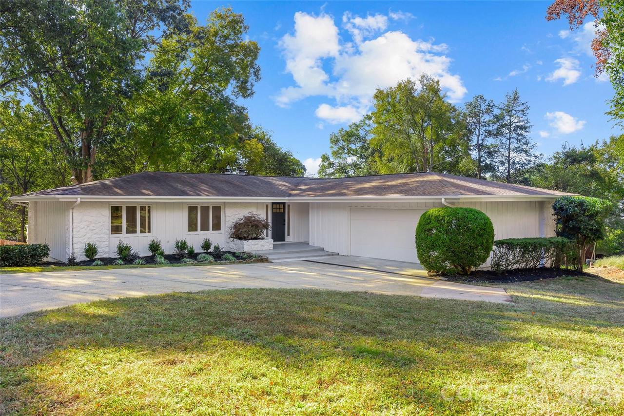 7111 Hopeton Rd., Charlotte, NC 28210