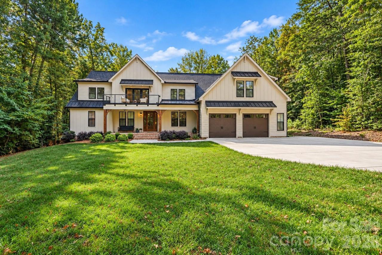 2866 Backwoods Tr., Denver, NC 28037