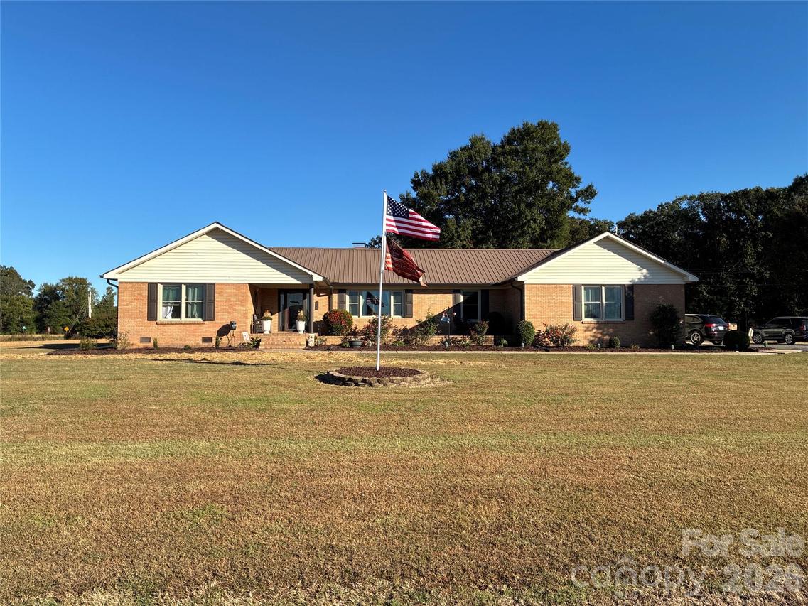 902 Tomberlin Rd., Monroe, NC 28110