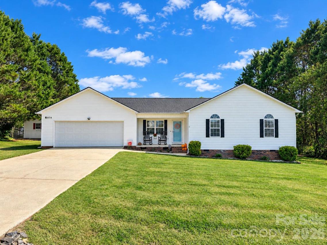 3974 Northernmistic Dr., Maiden, NC 28650