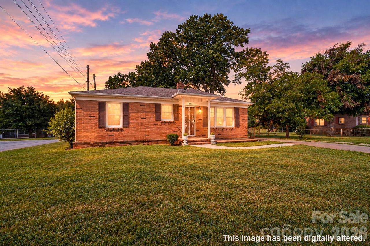 1341 Bradford Heights Dr., Gastonia, NC 28054