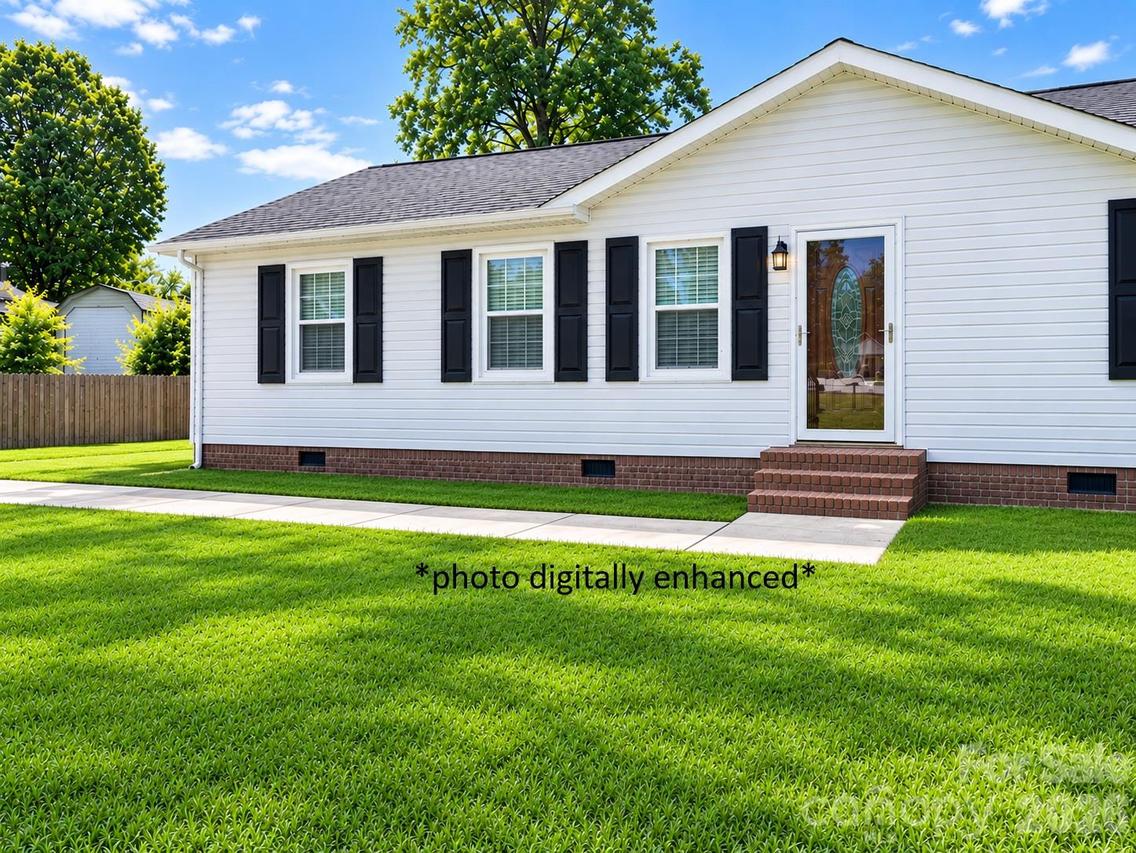 4291 Brittany Ave., Conover, NC 28613