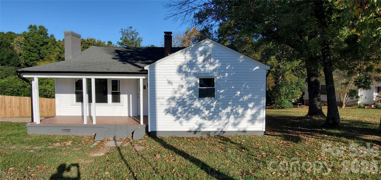 1115 Mount Olivet Rd., Kannapolis, NC 28083