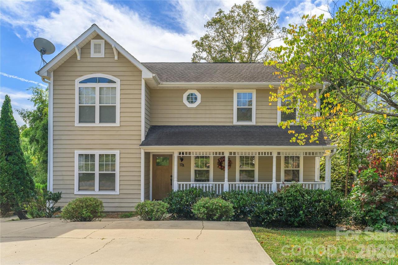17 Sheridan Rd., Asheville, NC 28803