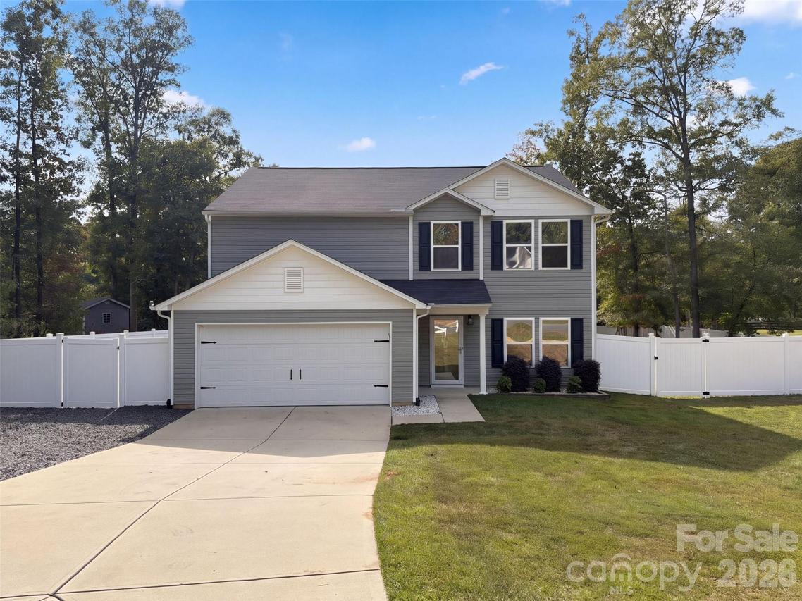 838 Sorrel Ln., Oakboro, NC 28129