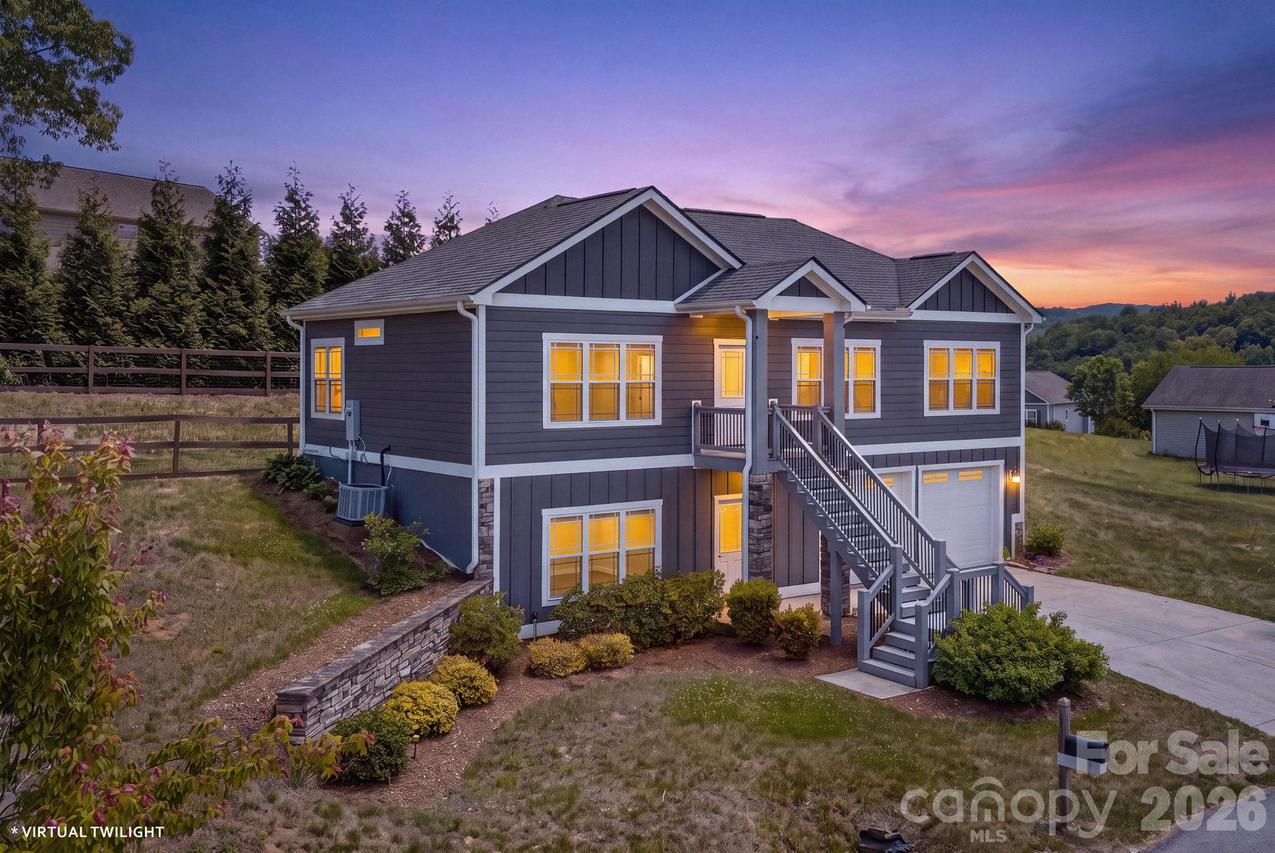133 Asher Ln., Etowah, NC 28729