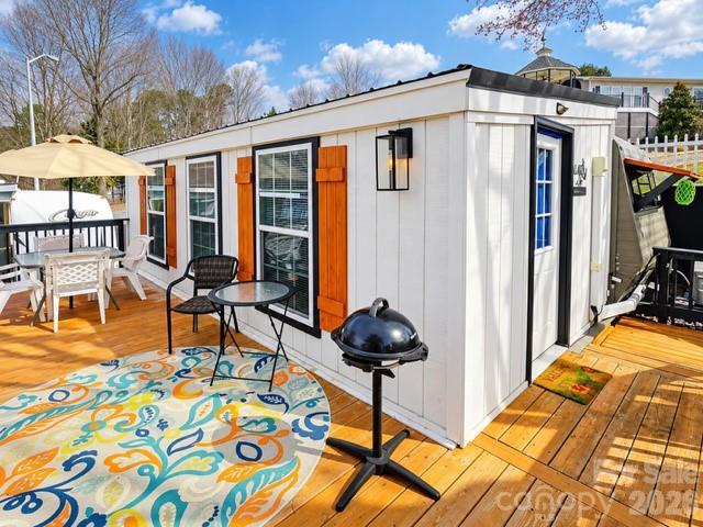 162 Dogwood Cir., New London, NC 28127