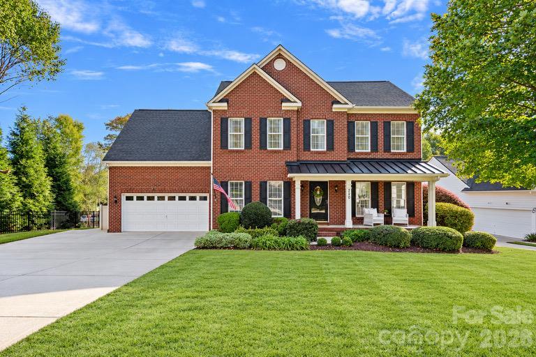 220 Chandeleur Dr., Mooresville, NC 28117