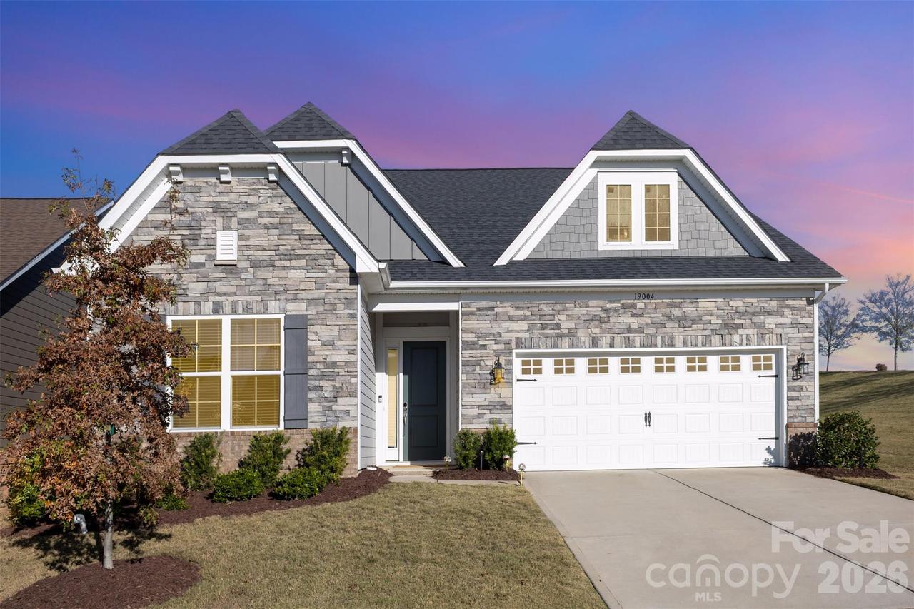 19004 Dry Narrows Way, Charlotte, NC 28278