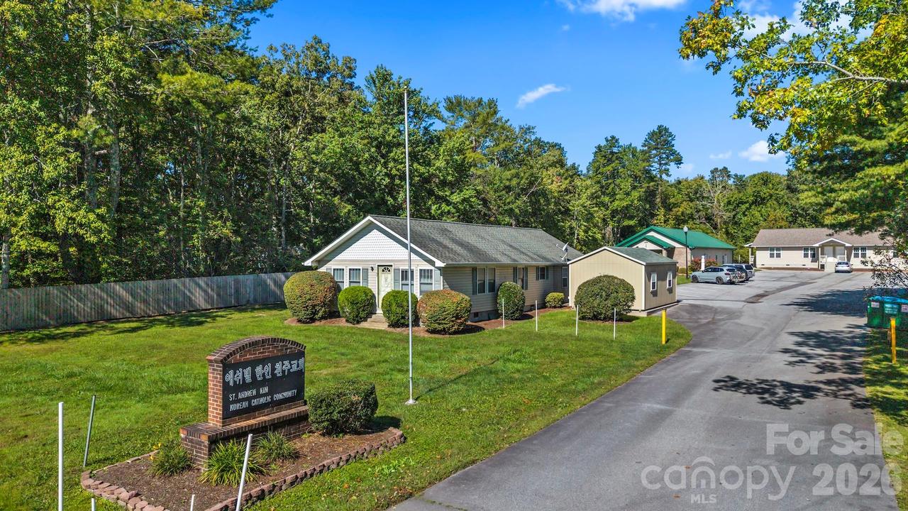 1589 Cane Creek Rd., Fletcher, NC 28732