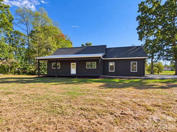 New Construction Homes For Sale This Week That Attend Granite Falls Elementary: October 7th to October 13th