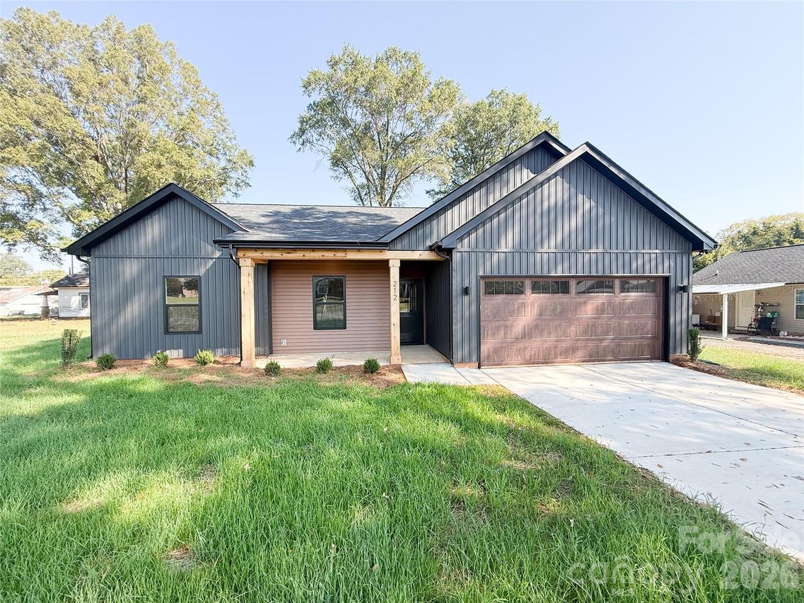 212 Bethpage Rd., Kannapolis, NC 28081