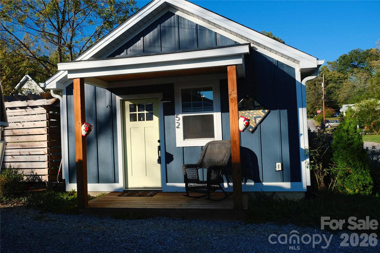 52 North Ln., Brevard, NC 28712
