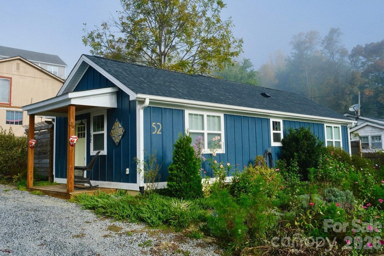 52 North Ln., Brevard, NC 28712