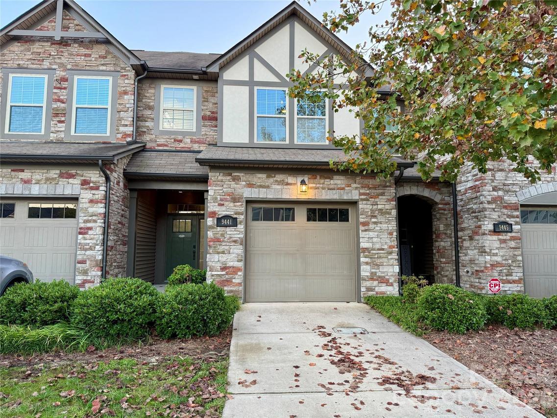 9441 Glenburn Ln., Charlotte, NC 28278