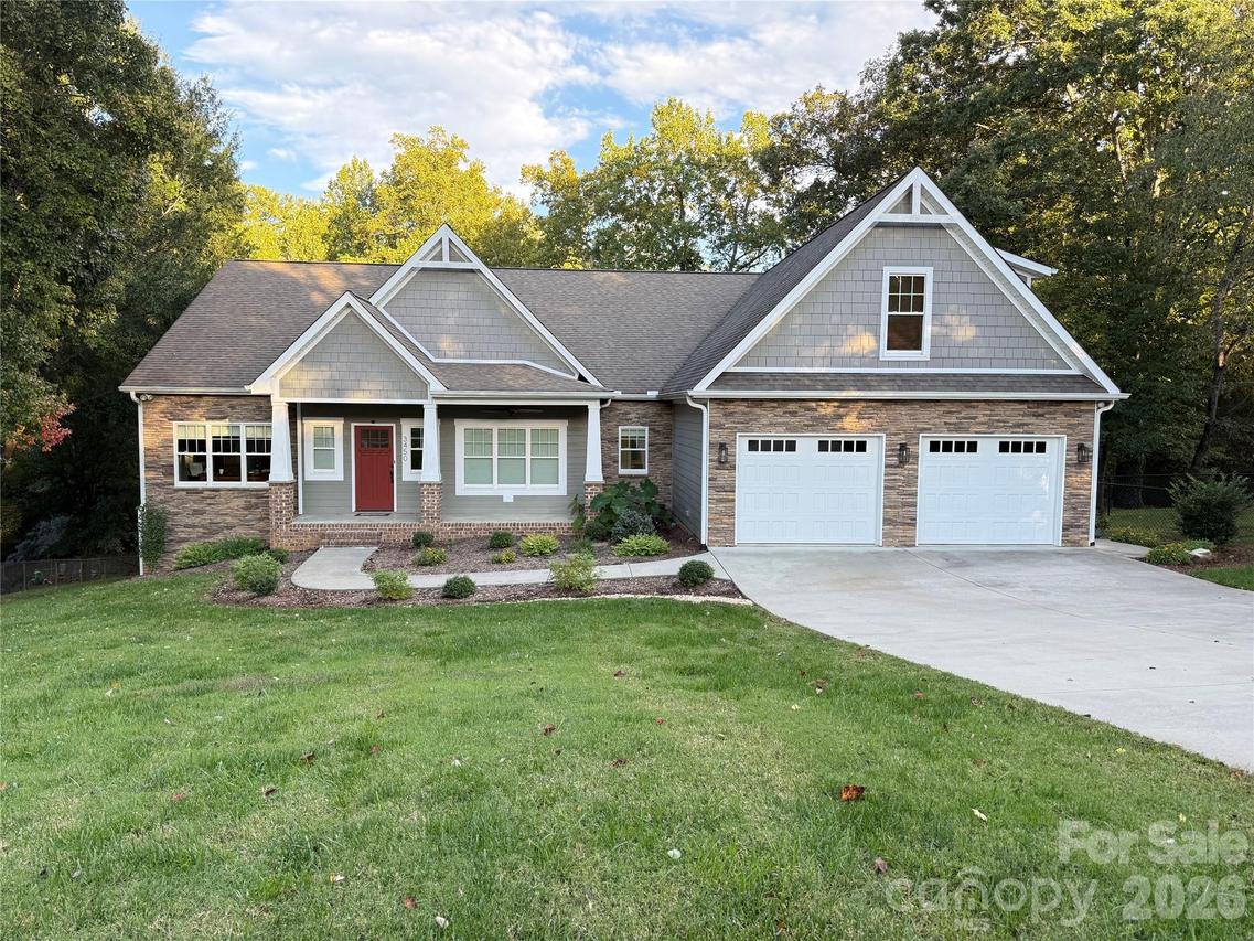 3450 4th Street Blvd., Hickory, NC 28601