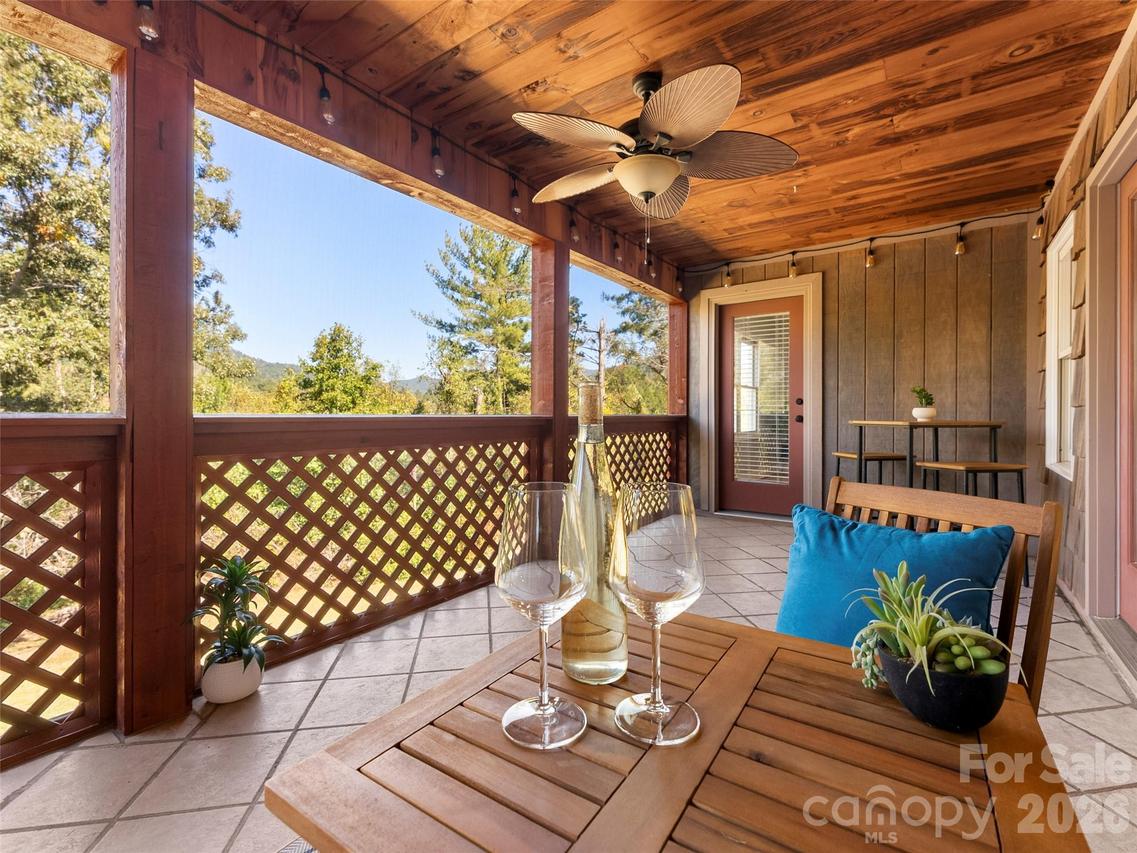 45 Bonnie Brae Dr., Weaverville, NC 28787